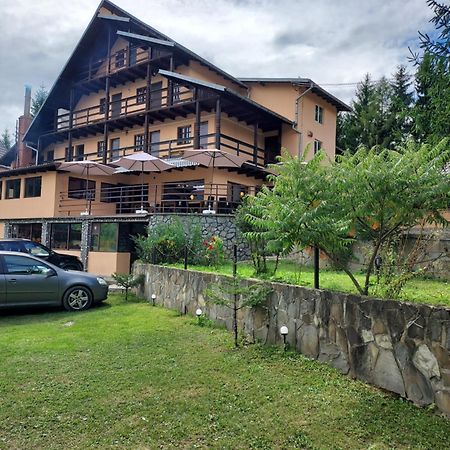 Pensiunea La Taverna Trăisteni 외부 사진