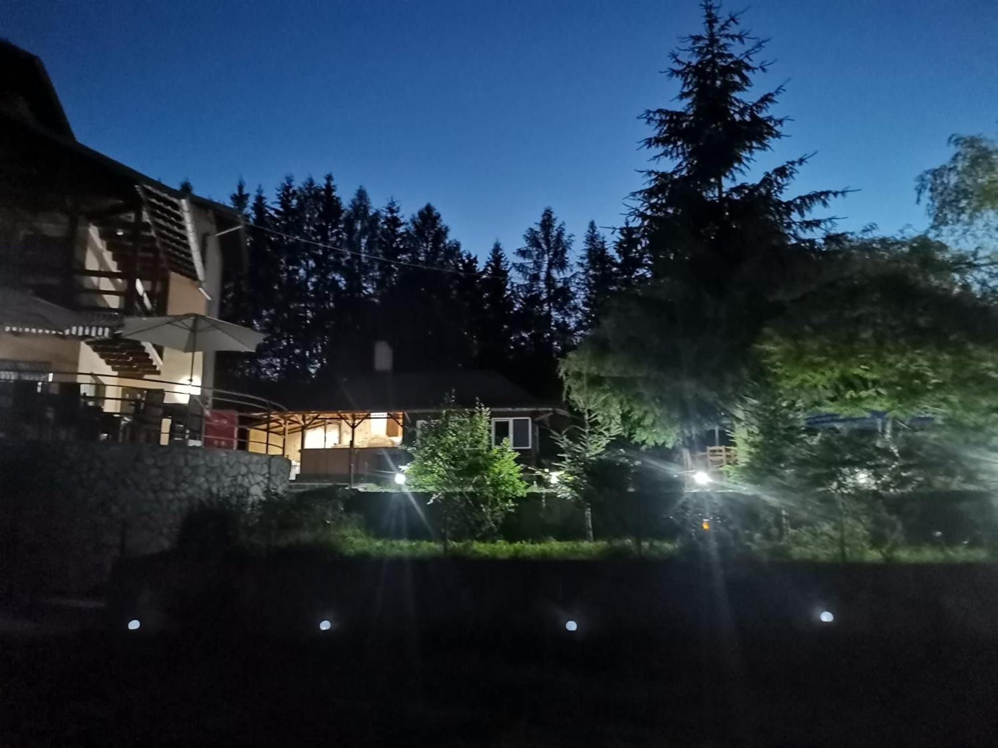 Pensiunea La Taverna Trăisteni 외부 사진