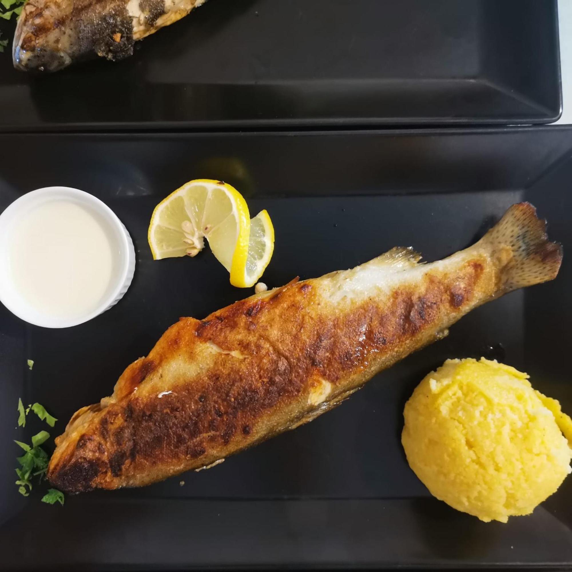 Pensiunea La Taverna Trăisteni 외부 사진